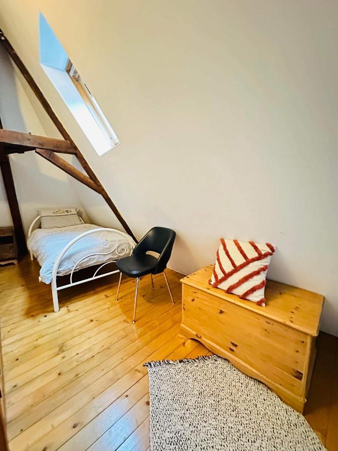 Jolie Bergerie rénovée à 5 min de Laon Apartamento Mons-en-Laonnois Exterior foto